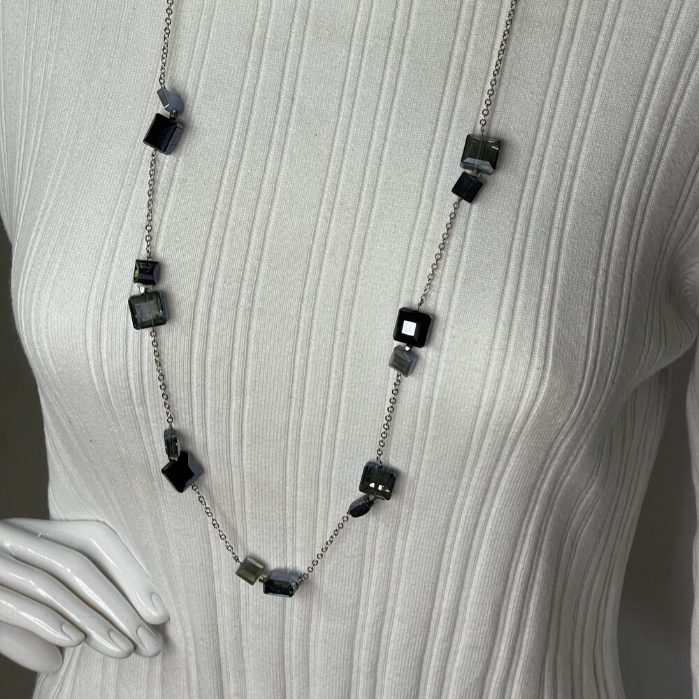 Chico's silver tone blue beaded necklace signed costume jewelry faceted